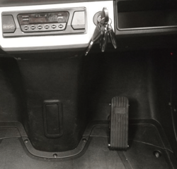 Fod gaspedal til Bach Kabinescooter - incl. montering.