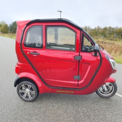 SOLGT - Brugt  BACH delux 26 - S100 Lithium batteri - kan køre 90 km på en opladning. (Privat kommission salg)  Salgs pris den 6/10-2023  Pris 62.000 kr. ---  NY Salgspris den 30/11-2023  59.999 kr.