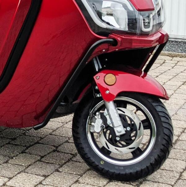 Metal kofanger sæt til BACH kabinescooter incl. montering