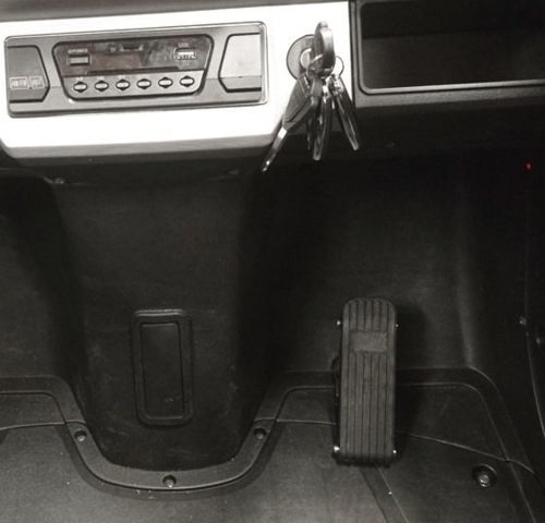 Fod gaspedal til Bach Kabinescooter - incl. montering.