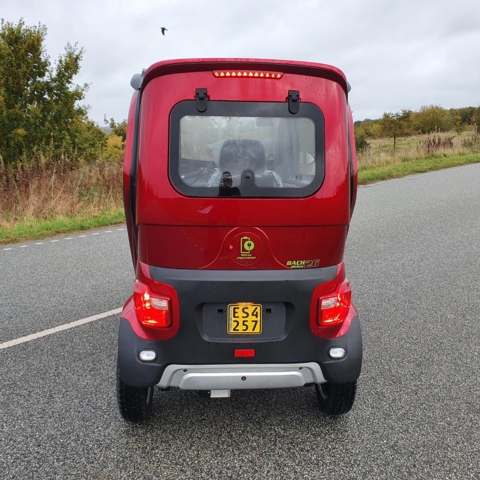 SOLGT - Brugt  BACH delux 26 - S100 Lithium batteri - kan køre 90 km på en opladning. (Privat kommission salg)  Salgs pris den 6/10-2023  Pris 62.000 kr. ---  NY Salgspris den 30/11-2023  59.999 kr.