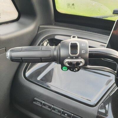 Ny mintgrøn kabinescooter, 30 km/t - kørt 18 km