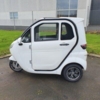 Ny hvid kabinescooter, 30 km/t - kørt 30 km